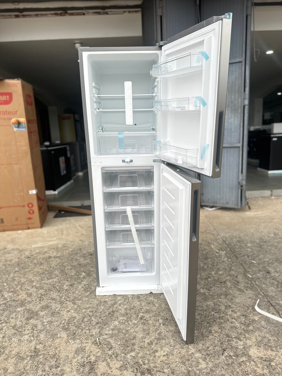 Réfrigérateur combiné inox