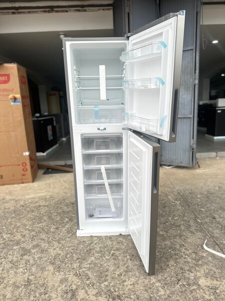 Réfrigérateur combiné inox