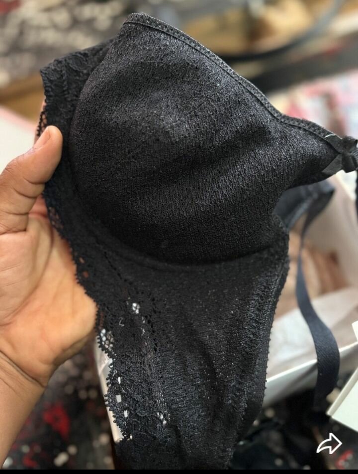 Soutien-gorge push-up dentelle noire