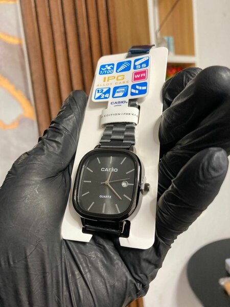 Montre Casio Quartz Noir