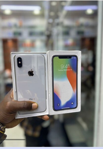 iPhone X 64GB Argent