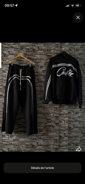 Ensemble sweat noir tendance