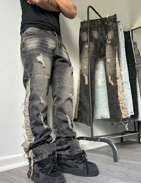 Jeans déchirés style urbain