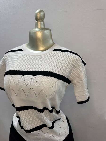 T-shirt en maille rayée chic