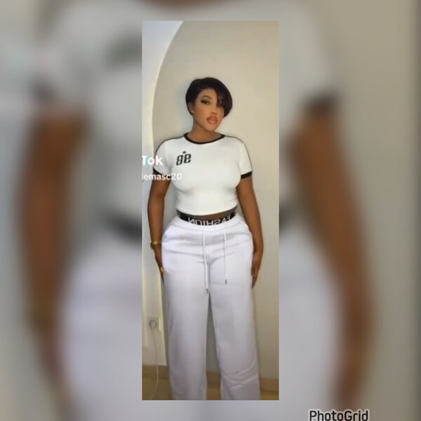 Sac à main élégant quadrillé