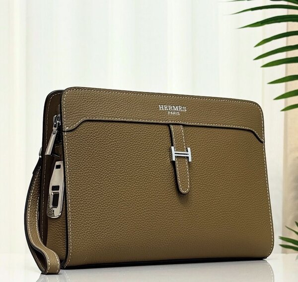 Pochette en cuir élégante