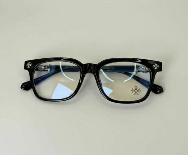 Lunettes de soleil Chrome Hearts noir