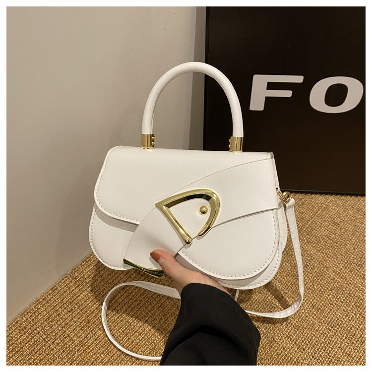 Sac à main en cuir blanc élégant