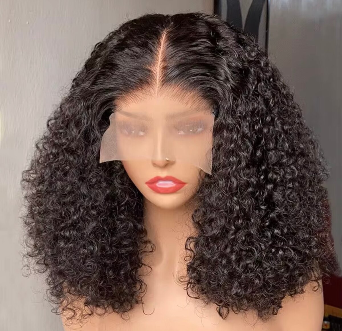 Perruque Bouclée en Dentelle