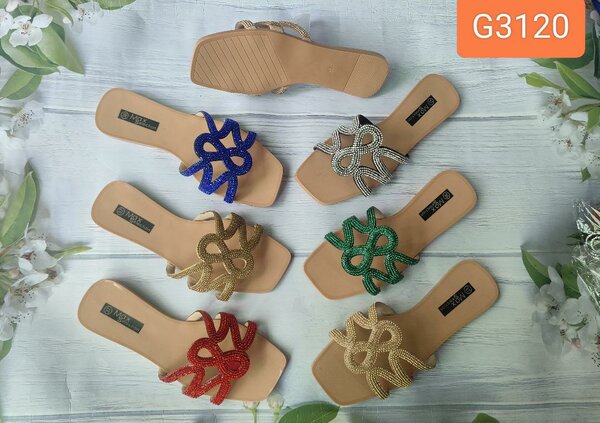 Sandales plates colorées en strass