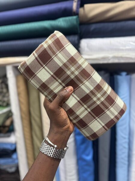 Tissu carreaux pour chemise homme