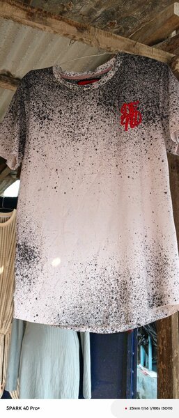 T-shirt dégradé noir et blanc