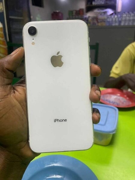 iPhone XR Blanc Débloqué