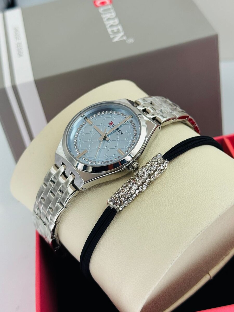 Curren Montre Femme Acier Inoxydable