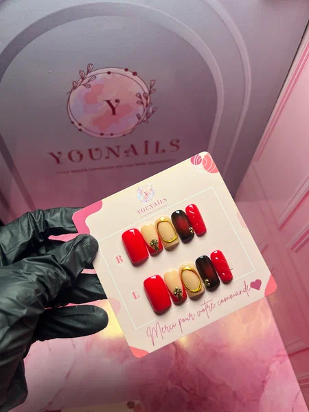 Faux ongles élégants YouNails
