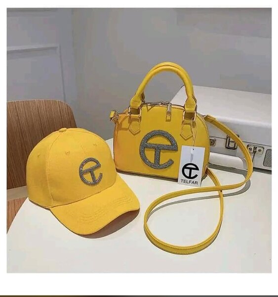 Telfar Ensemble Casquette et Sac