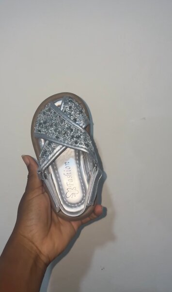 Sandales scintillantes enfants