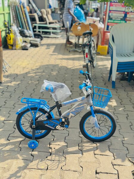Vélo enfant bleu
