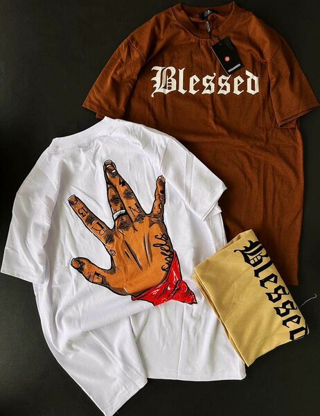 T-Shirt imprimé "Blessed"