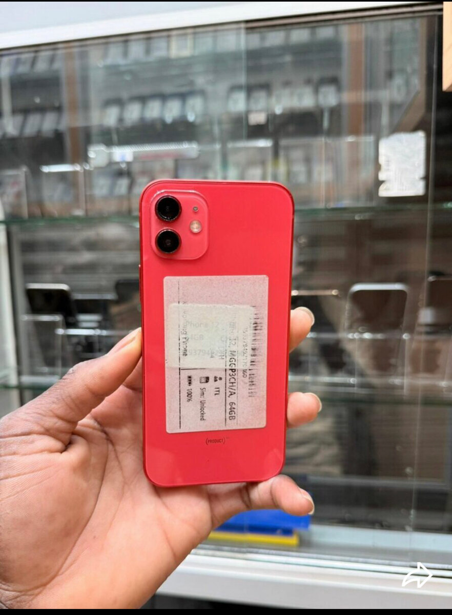 iPhone rouge 64 Go débloqué