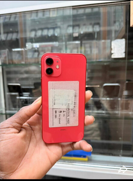 iPhone rouge 64 Go débloqué