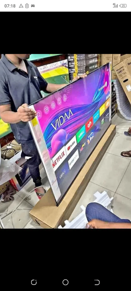 Smart TV 4K UHD 43 pouces