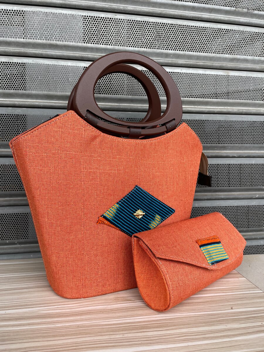 Sac à main en tissu avec pochette