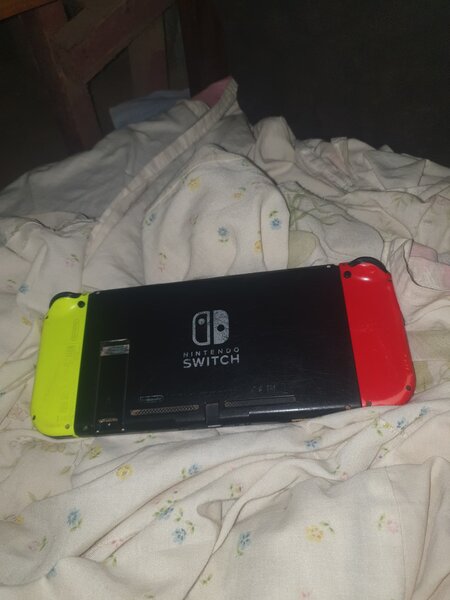 Console Nintendo Switch Neon