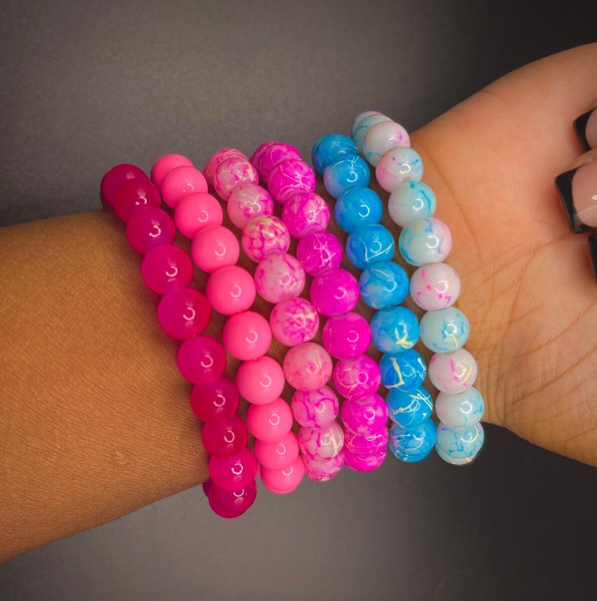 10 Bracelets en perles