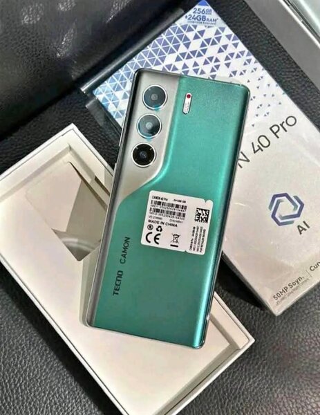 Tecno Camon 20 40 Pro AI