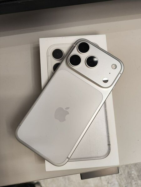 Apple iPhone 17 Pro
