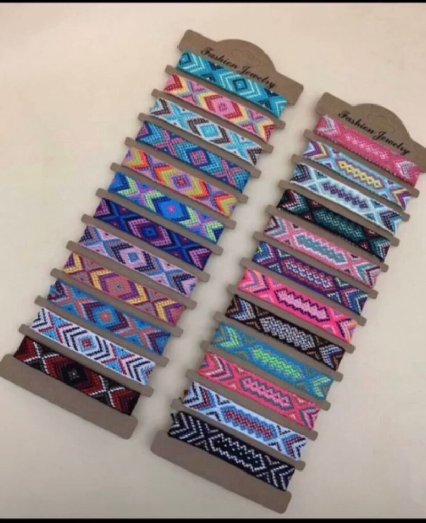 Bracelets ethniques colorés