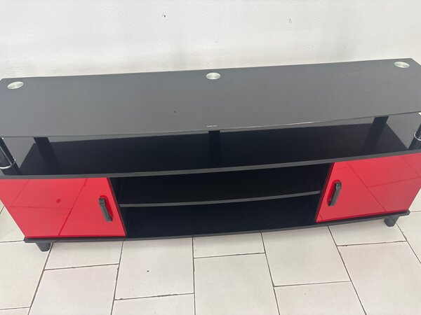 Meuble TV contemporain noir et rouge