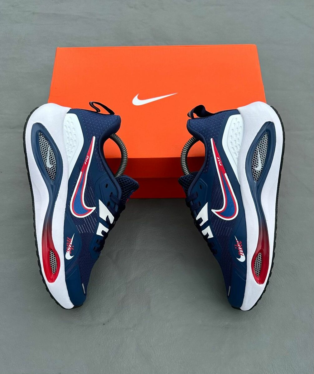 Baskets Performance Nike Bleu