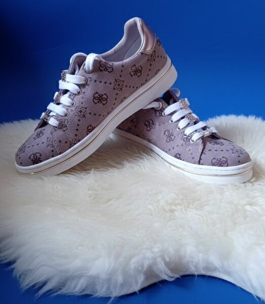 Sneakers femmes GUESS original