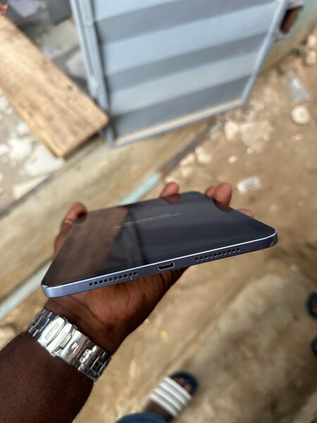 iPad Apple 64GB WiFi Gris