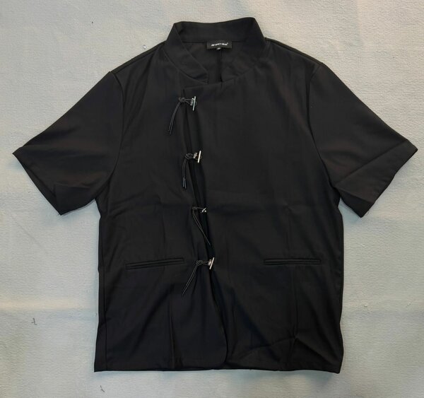 Blouse noire élégante pour femme