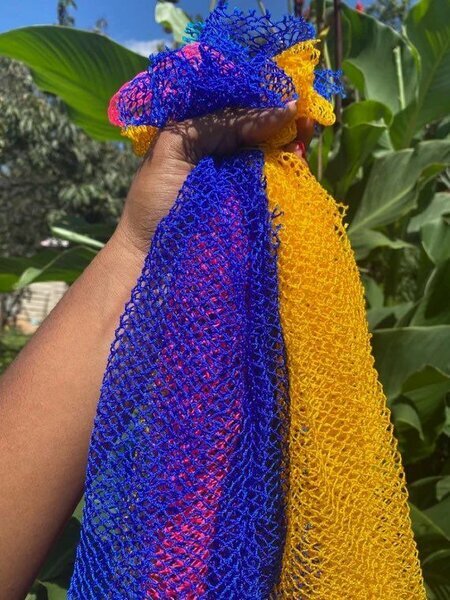 Éponge filet de bain colorée - 1 mètre