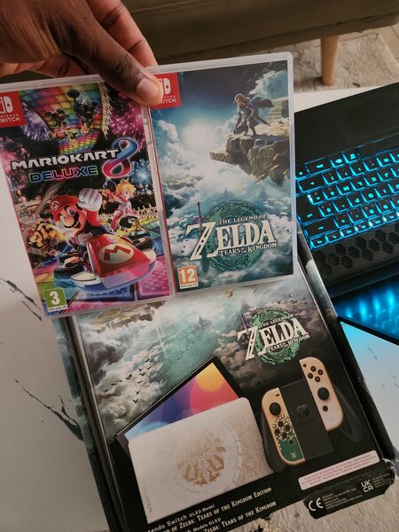 Console Nintendo Switch Édition Zelda