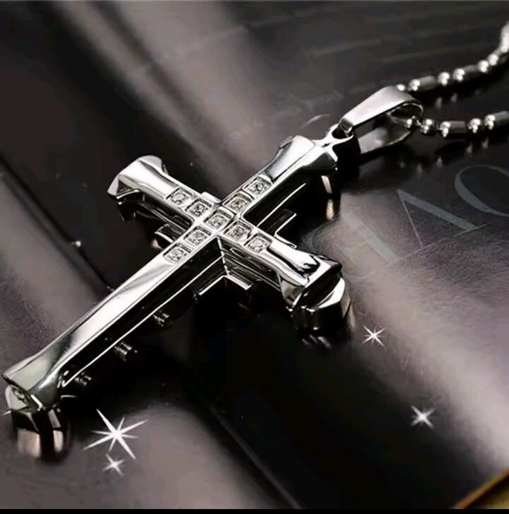 Pendentif Croix Acier Brillant