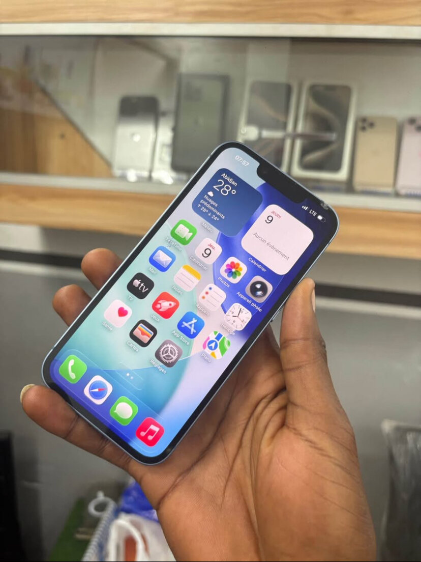 iPhone 13 Bleu Débloqué