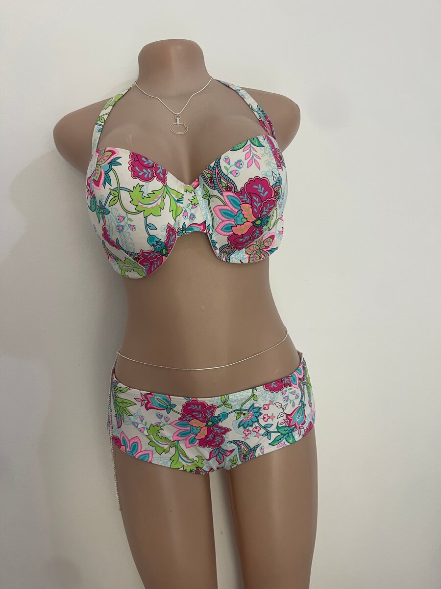 Floral Bikini Set XXL