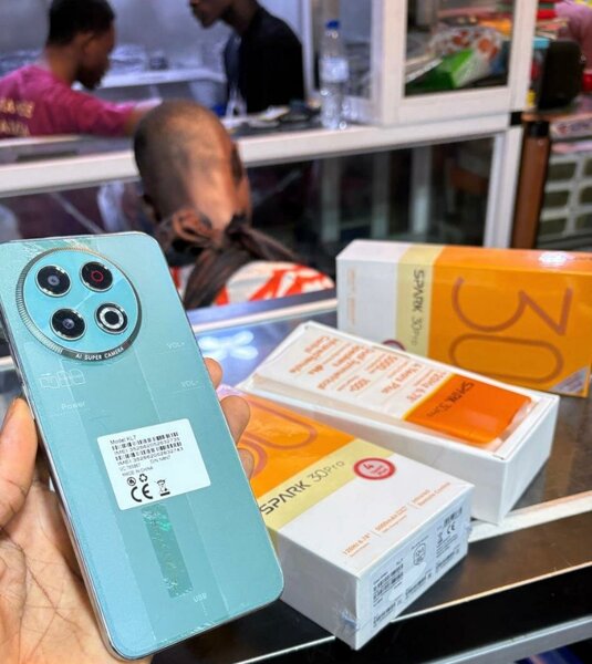 Smartphone Spark 30c 5G