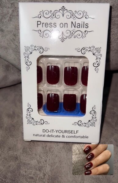 Ongles Press-On Bordeaux court