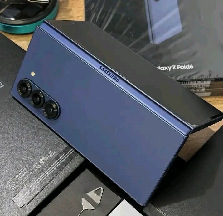 Samsung Galaxy Z Fold 4G