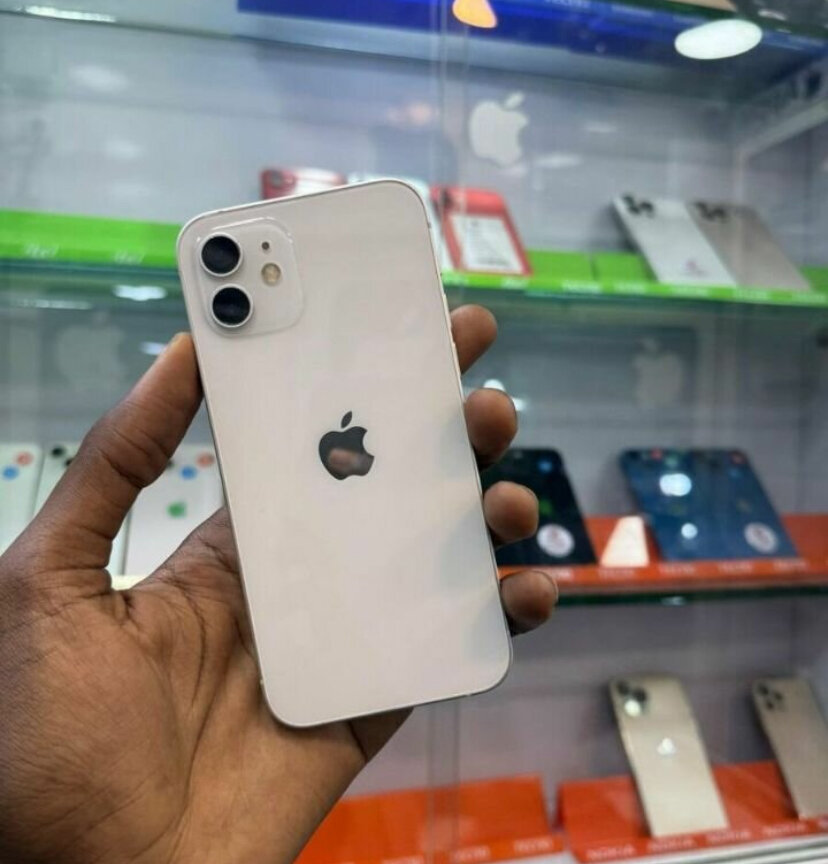 iPhone 12 64 Go Débloqué