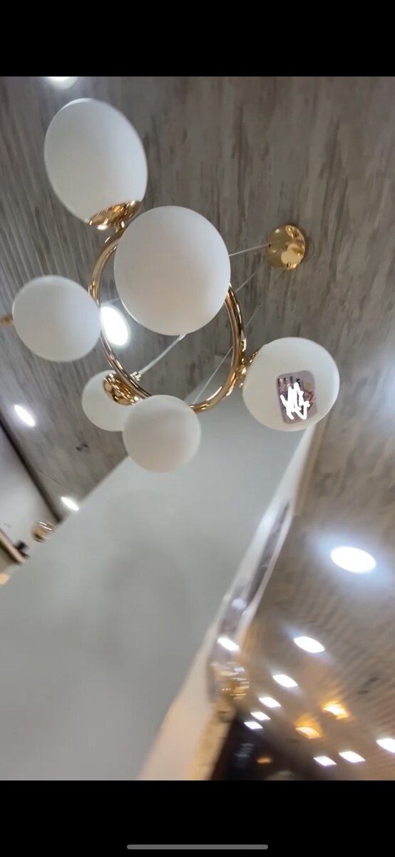 Suspension Lumineuse Moderne en Or