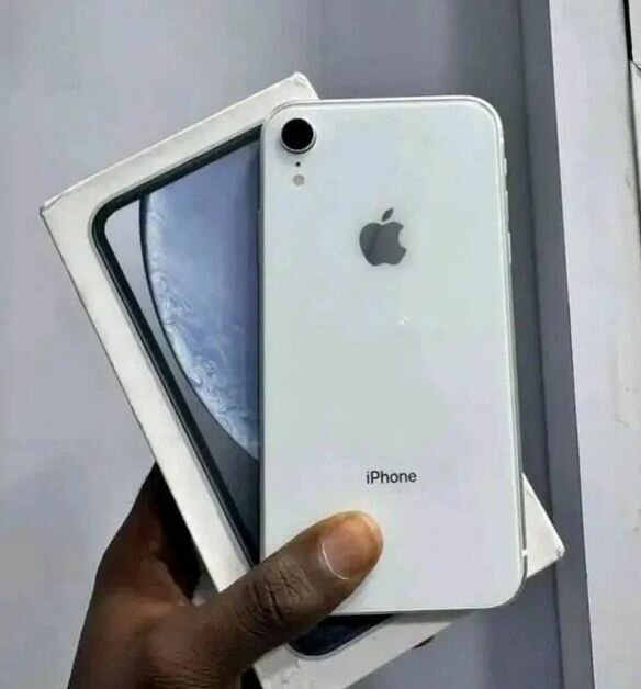 iPhone XR 64GB