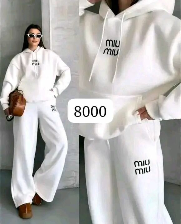 T-shirt et pantalon cargo mode