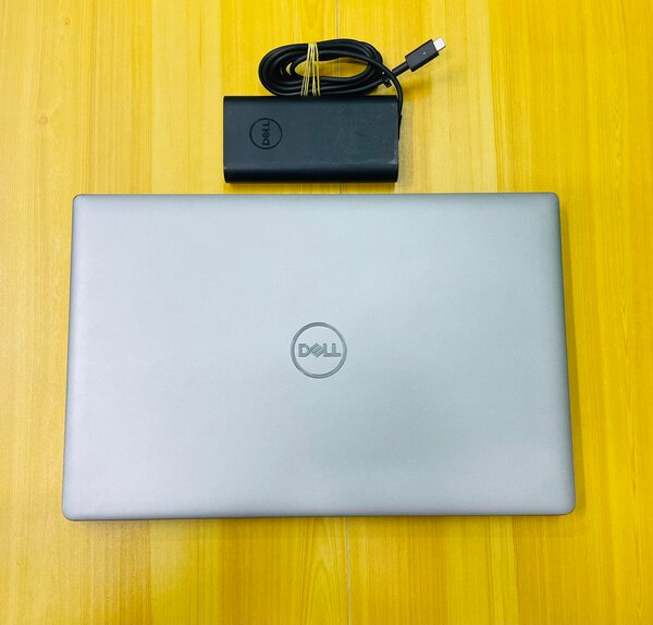 Dell Latitude 15" i5